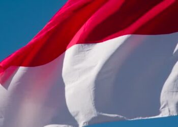 HUT RI ke-79 Di Papua Barat, Bakal Dibentangkan Bendera Merah Putih 13.270 Meter
